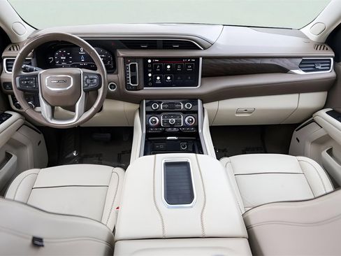 Certified 2022 GMC Yukon Denali w/ Denali Premium Package image 30