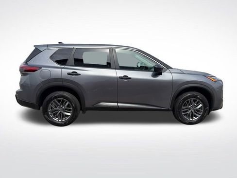 Used 2024 Nissan Rogue S AWD/4WD image 8
