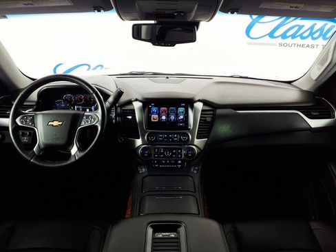 Used 2018 Chevrolet Tahoe Premier RWD image 11