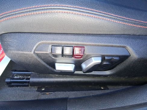 Used 2018 BMW 330i xDrive Sedan w/ Convenience Package image 28