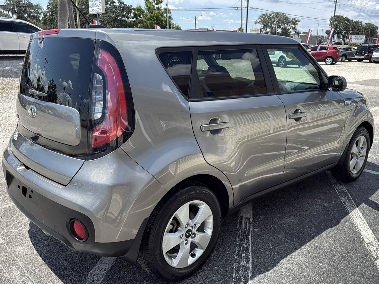 Used 2018 Kia Soul w/ Convenience Package FWD image 5