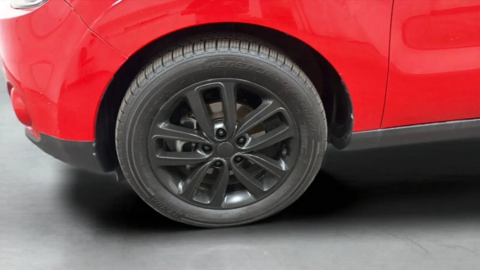 Used 2019 Kia Soul + FWD image 26