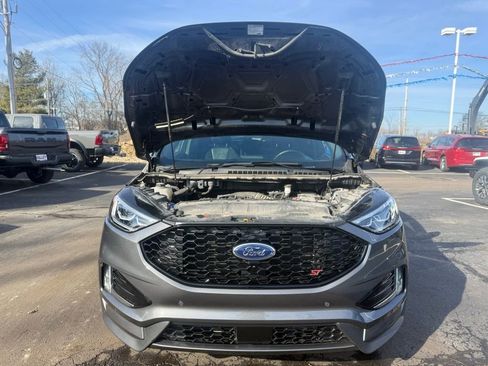 Used 2019 Ford Explorer Limited w/ Class III Trailer Tow Package image 9