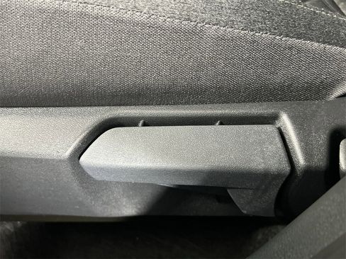 New 2026 Nissan Kicks SV image 14