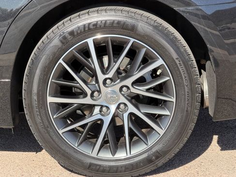 Used 2017 Lexus ES 350 w/ Navigation System Package image 35