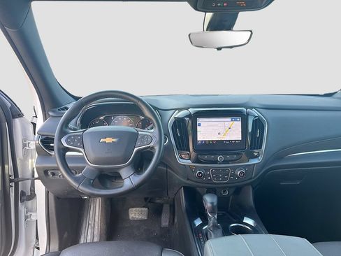 Used 2023 Chevrolet Traverse High Country FWD image 24