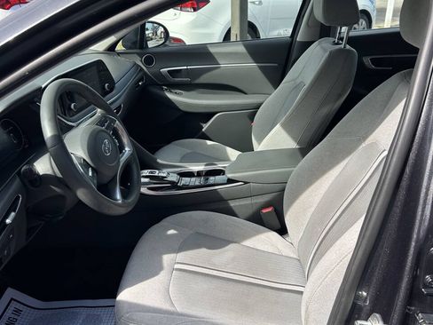 Used 2020 Hyundai Sonata SEL w/ Convenience Package FWD image 12