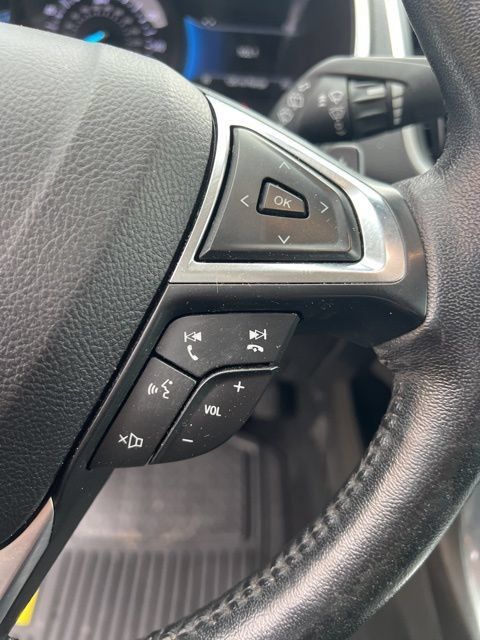 Used 2021 Ford Edge Titanium w/ Equipment Group 301A AWD/4WD image 13