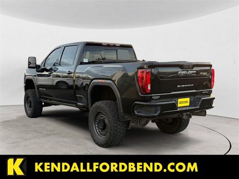 Used 2020 GMC Sierra 2500 AT4 w/ AT4 Premium Package image 3