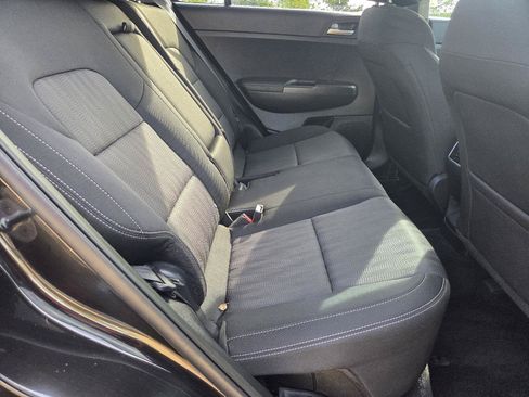 Used 2022 Kia Sportage LX FWD image 10