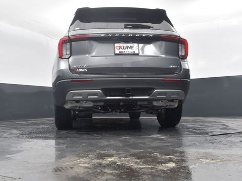 New 2026 Ford Explorer Active w/ Active Comfort Package image 34