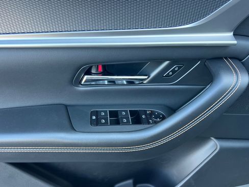 New 2025 MAZDA CX-70 Plug-In Hybrid w/ Premium Plus image 11