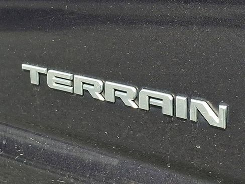 Used 2016 GMC Terrain SLE image 21