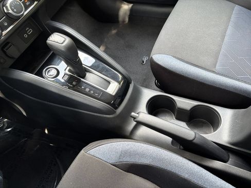 Used 2025 Nissan Versa SV FWD image 40