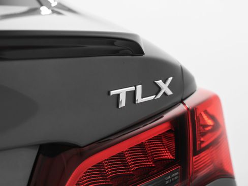 Used 2018 Acura TLX V6 w/ Technology & A-SPEC Pkg AWD/4WD image 22
