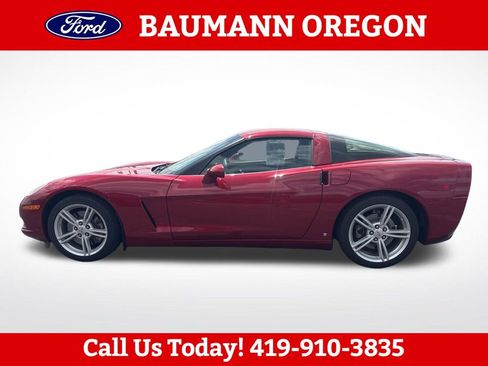 Used 2008 Chevrolet Corvette Coupe w/ Preferred Equipment Group RWD image 7