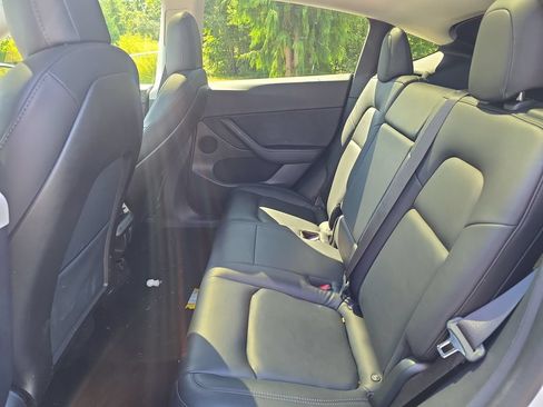 Used 2020 Tesla Model Y Long Range AWD/4WD image 8