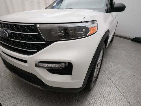 Used 2020 Ford Explorer XLT w/ Equipment Group 202A AWD/4WD image 23