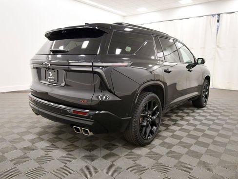 Used 2024 Chevrolet Traverse RS AWD/4WD image 8