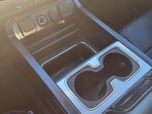 Used 2017 GMC Sierra 1500 SLT w/ SLT Premium Package image 11