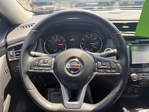 Used 2017 Nissan Rogue SL w/ SL Premium Package AWD/4WD image 21