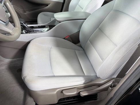 Used 2022 Chevrolet Malibu LS w/ LPO, Floor Liner Package image 12