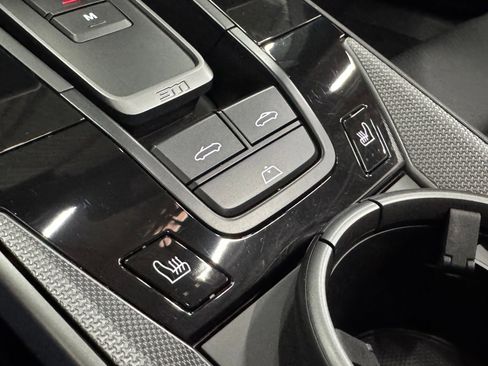 Used 2022 Porsche 911 Carrera image 71