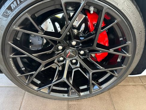 Used 2026 Chevrolet Corvette ZR1 w/ ZR1 Carbon Fiber Aero Package RWD image 16