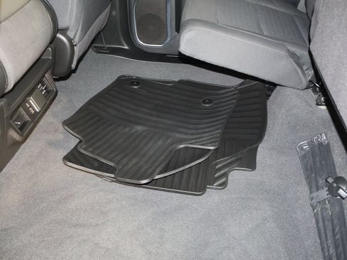 Used 2025 Chevrolet Silverado 1500 LT image 53