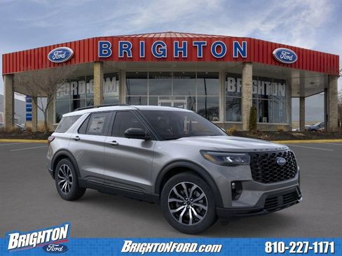 Used 2026 Ford Explorer ST-Line AWD/4WD image 1
