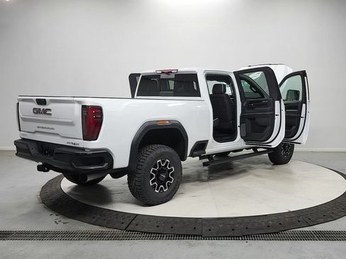 New 2026 GMC Sierra 2500 AT4X AWD/4WD image 15