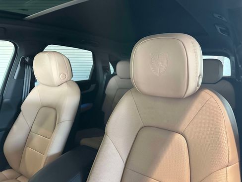 New 2026 Porsche Cayenne image 5