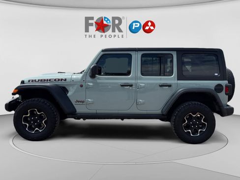 Used 2023 Jeep Wrangler Unlimited Rubicon AWD/4WD image 2