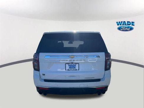 Used 2023 Chevrolet Suburban Premier image 6