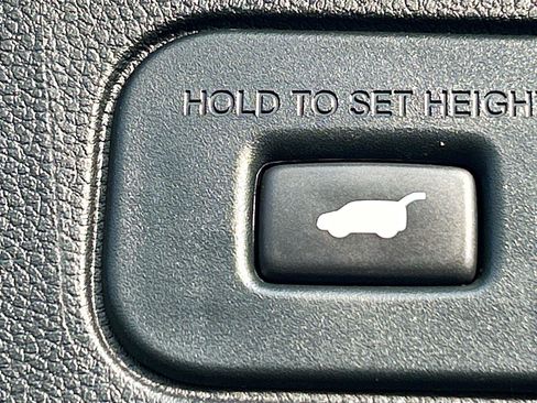 Used 2024 Honda Pilot Elite image 14