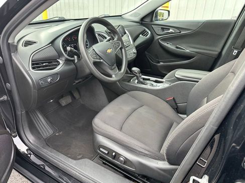 Used 2023 Chevrolet Malibu LT image 14