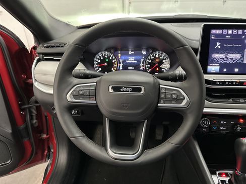 Used 2025 Jeep Compass Limited AWD/4WD image 26