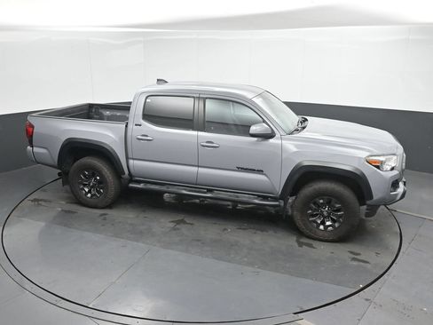 Used 2021 Toyota Tacoma SR5 w/ Trail Edition AWD/4WD image 31