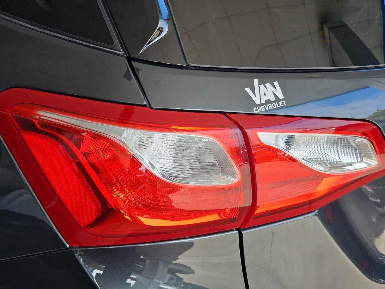 Used 2018 Chevrolet Equinox LT AWD/4WD image 39