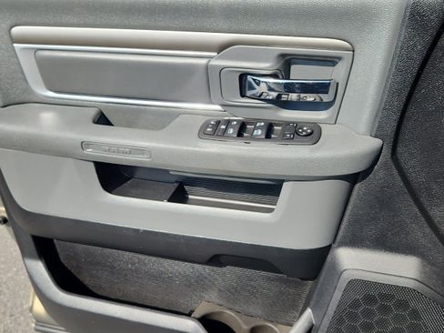Used 2014 RAM 2500 Big Horn RWD image 8
