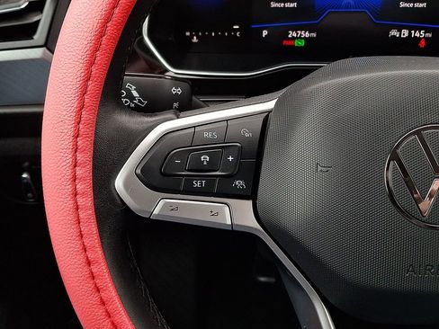 Used 2023 Volkswagen Jetta SE w/ Black Wheel Package image 20