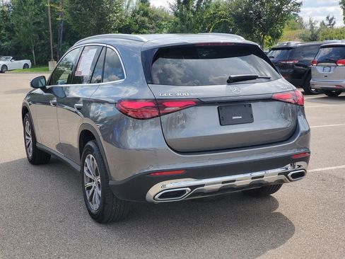 Used 2023 Mercedes-Benz GLC 300 4MATIC image 3