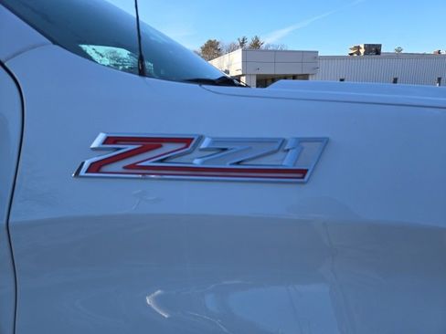 Used 2022 Chevrolet Silverado 1500 RST w/ Z71 Off-Road Package image 5