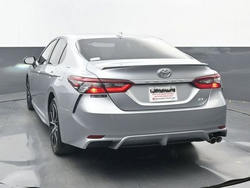 Used 2024 Toyota Camry SE image 20