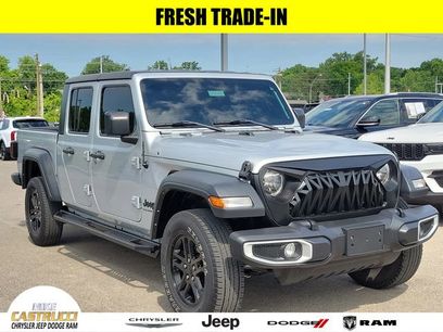 Used 2023 Jeep Gladiator Sport