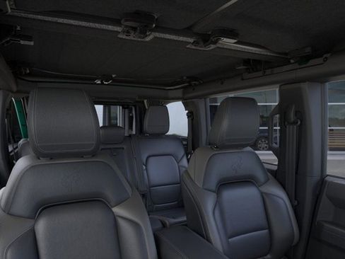 New 2025 Ford Bronco Outer Banks image 12