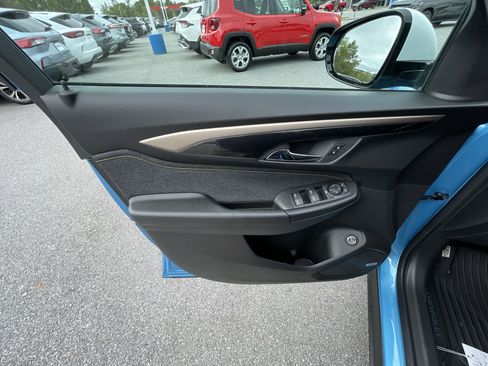 New 2025 Chevrolet TrailBlazer ACTIV w/ Convenience Package image 59