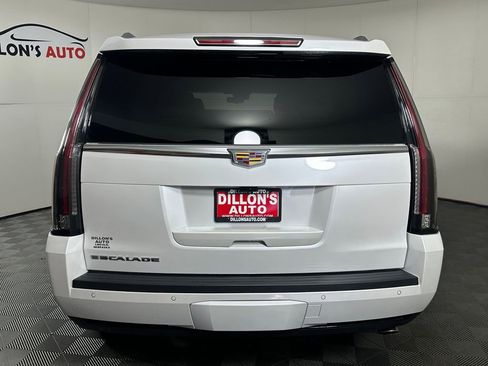 Used 2019 Cadillac Escalade Premium Luxury image 5