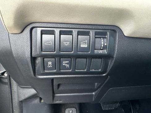 Used 2021 Subaru Ascent Touring AWD/4WD image 12
