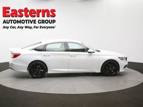 Used 2018 Honda Accord Sport image 38